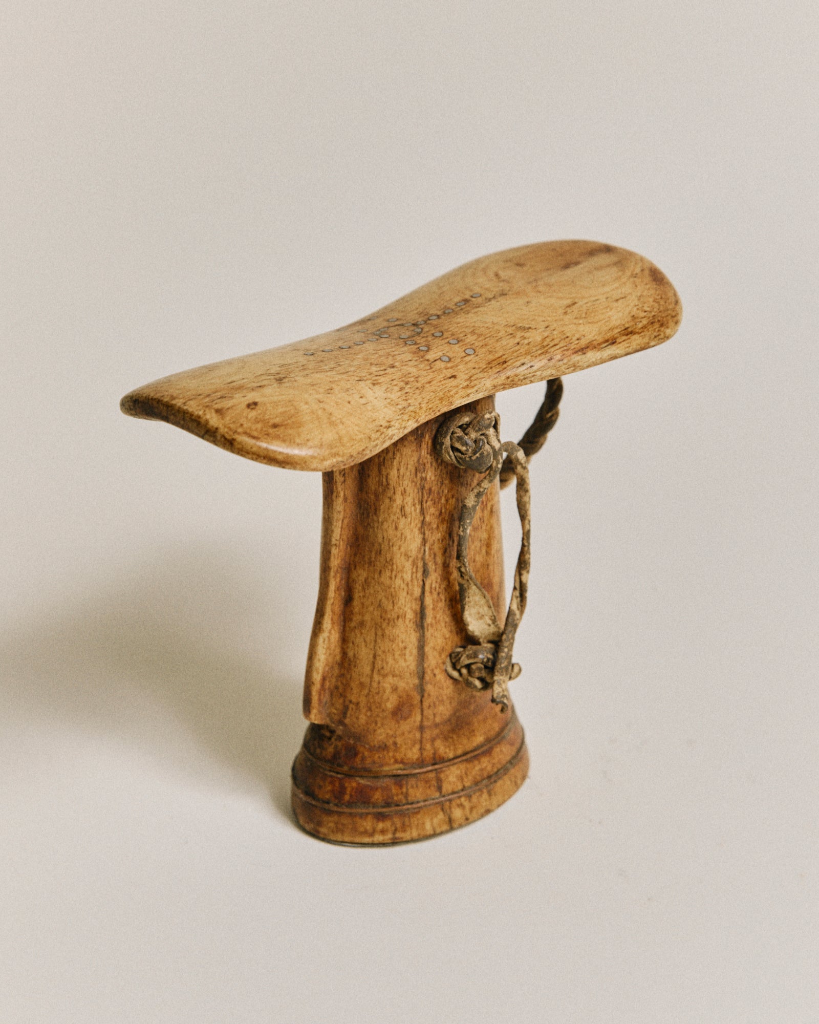 Turkana Headrest