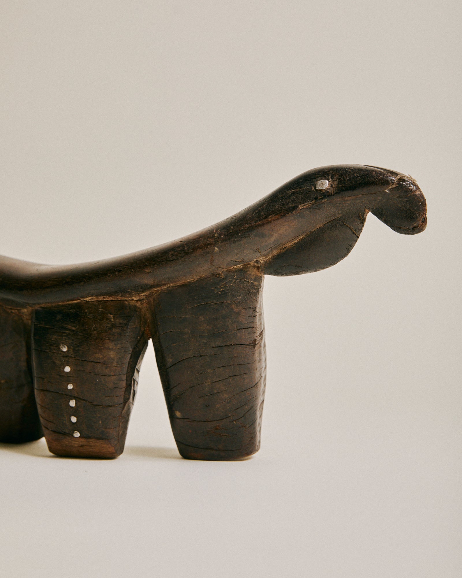 Dinka Headrest