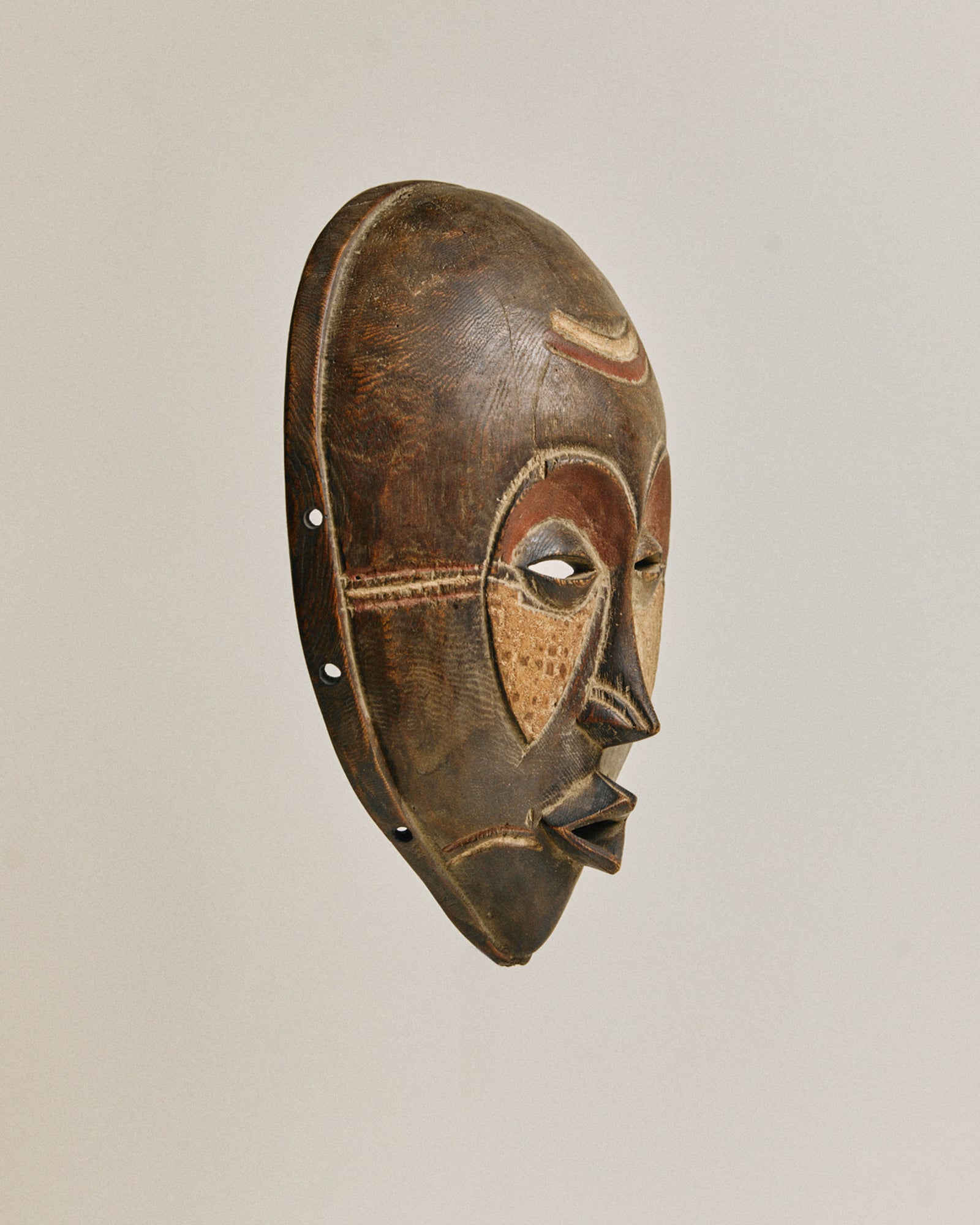 Mbolo Mask