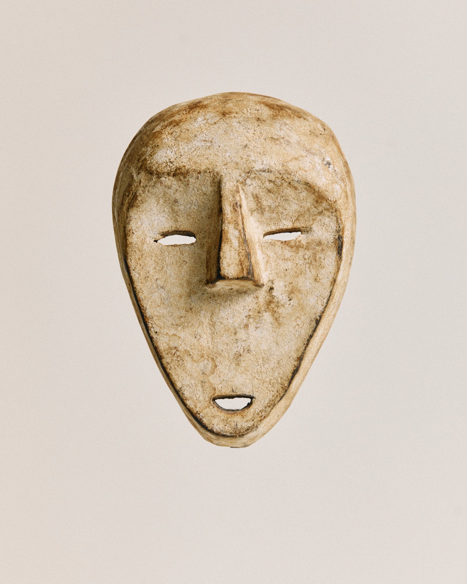 Lega mask